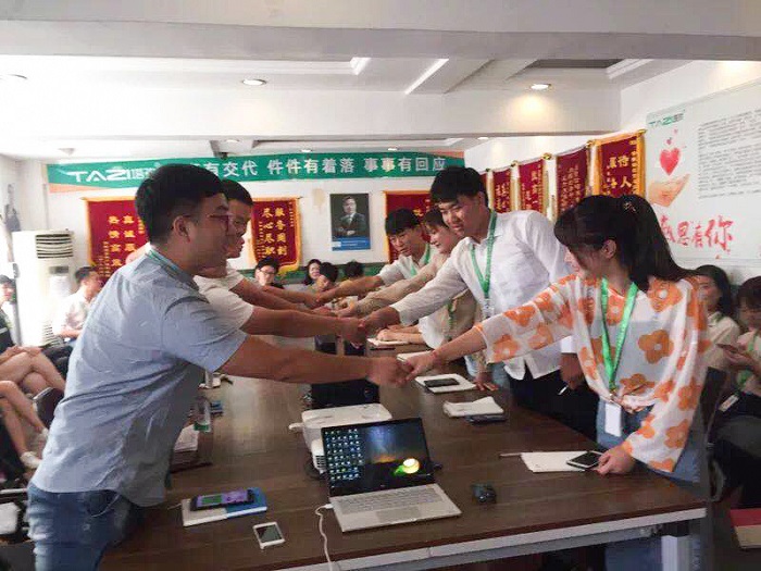 塔孜丨第一屆辯論賽——唇槍舌戰(zhàn)，言思角逐，巔峰對決！